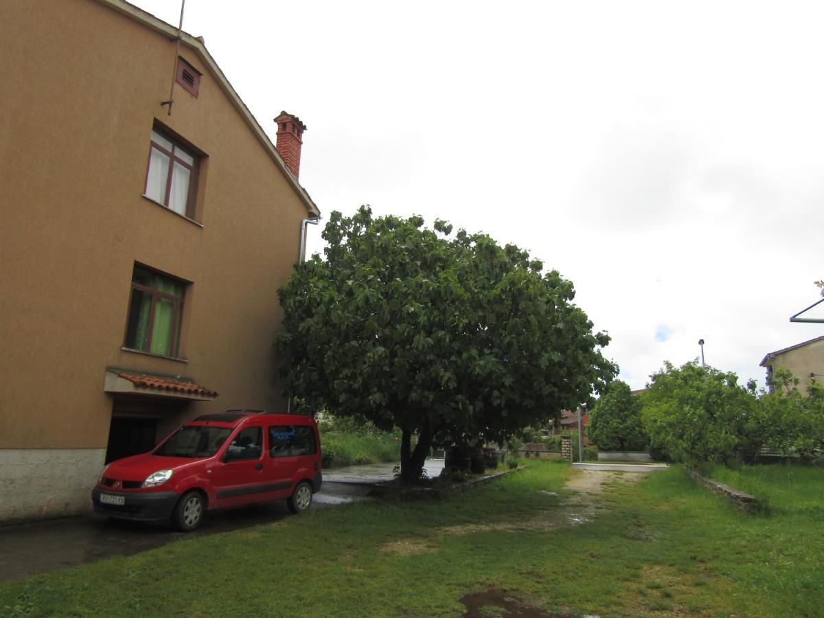 Green Gardens 2 Ровинь Экстерьер фото
